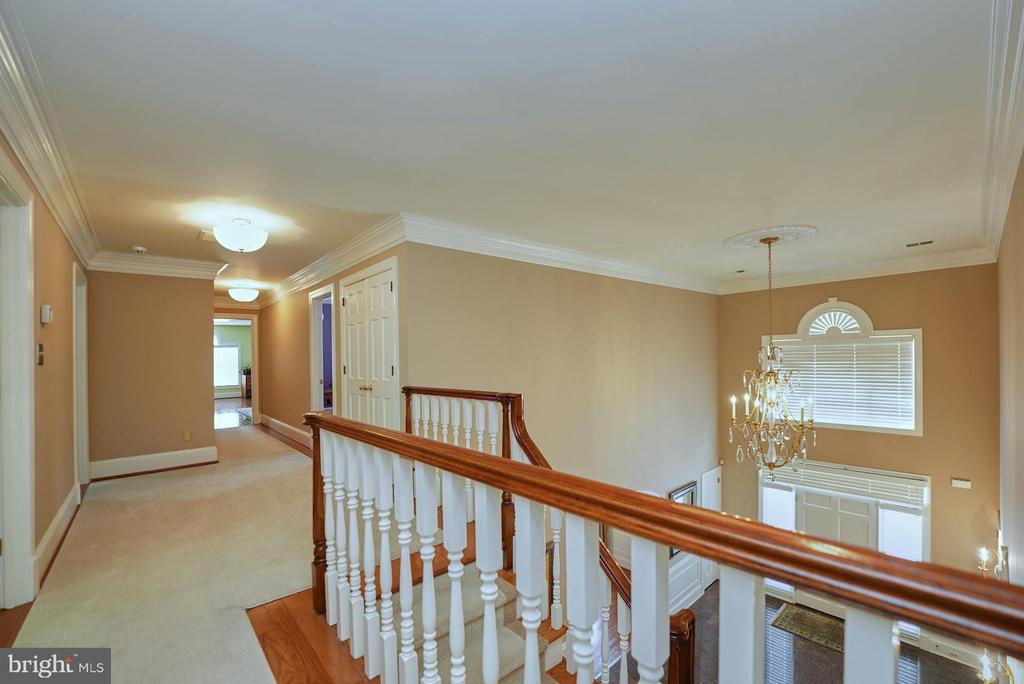 3016 WEBER PLACE