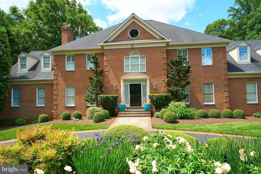 3016 WEBER PLACE
