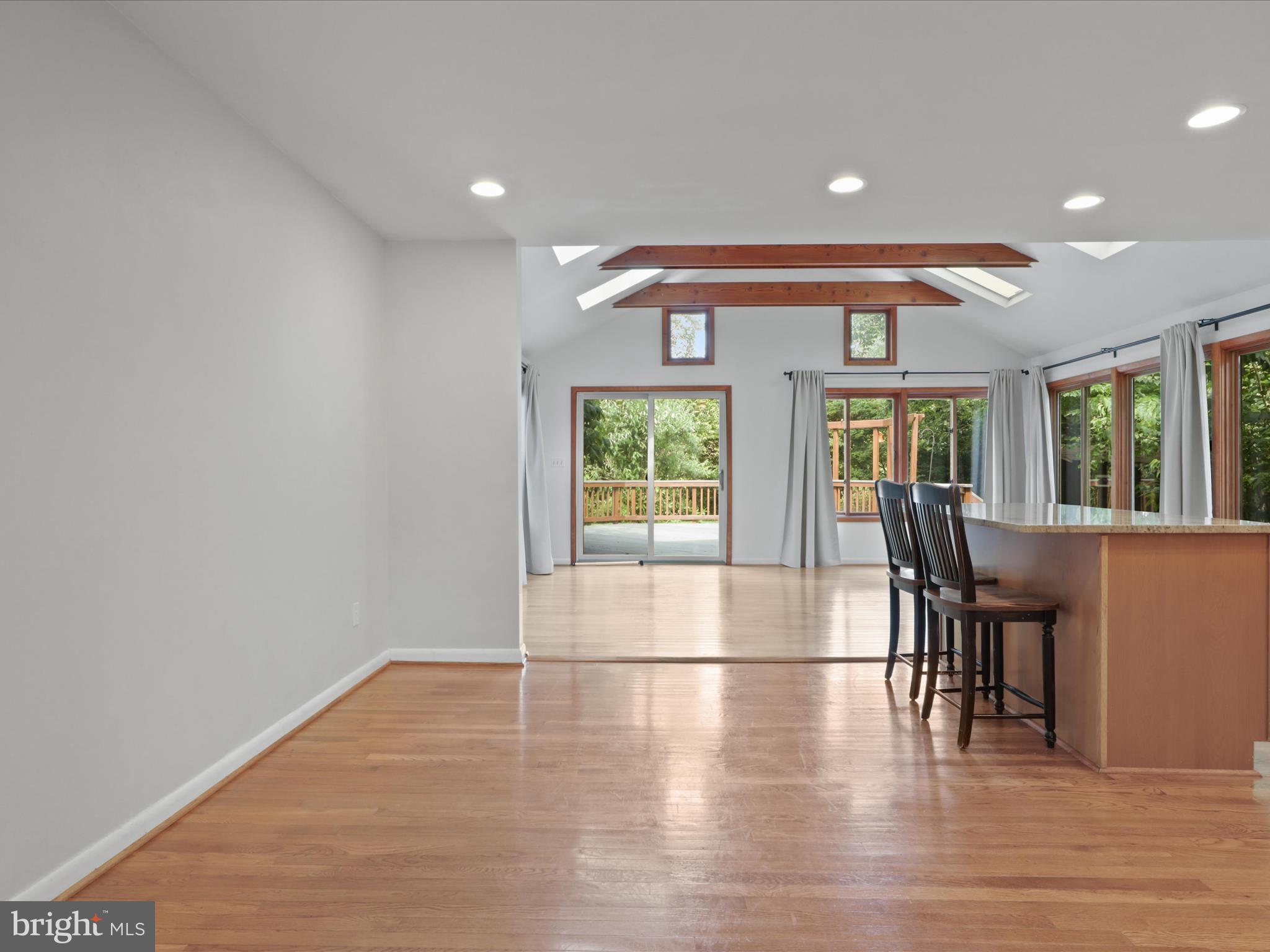 9527 OLD CREEK DRIVE