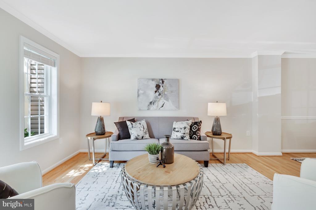 11964 SENTINEL POINT COURT