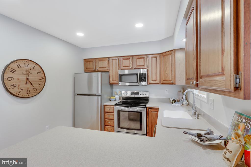 11964 SENTINEL POINT COURT