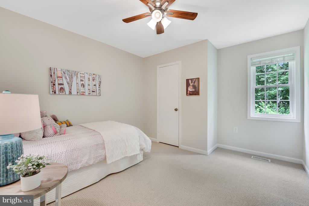 11964 SENTINEL POINT COURT