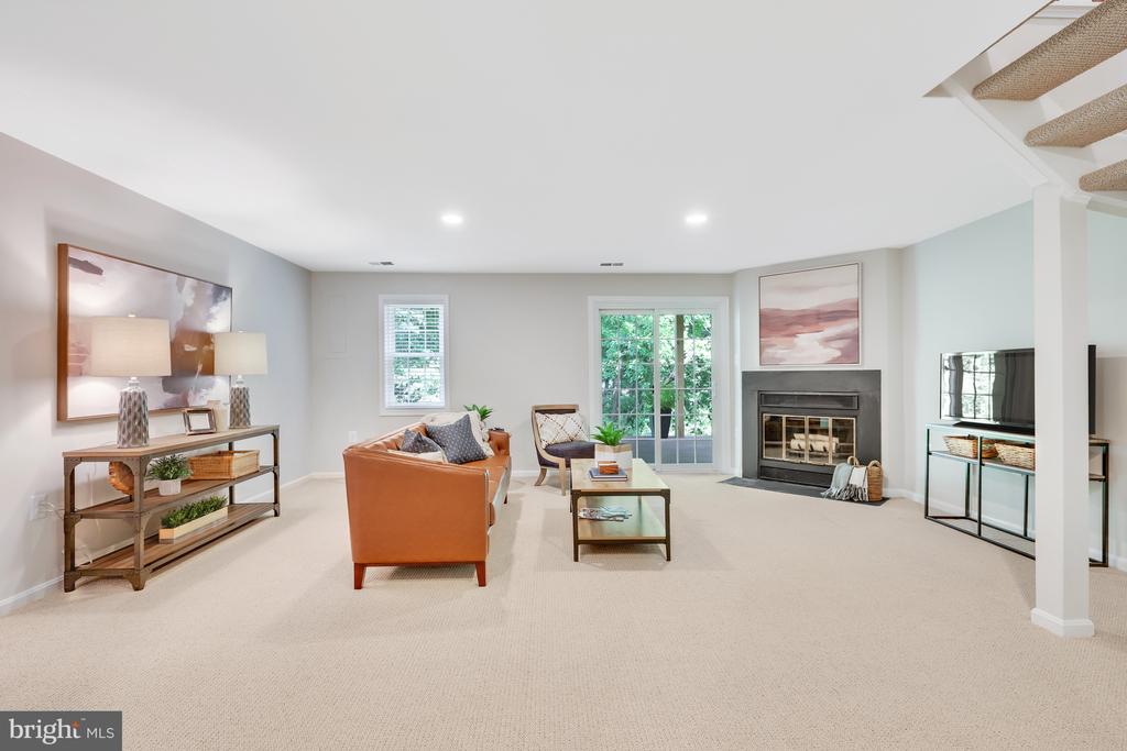 11964 SENTINEL POINT COURT