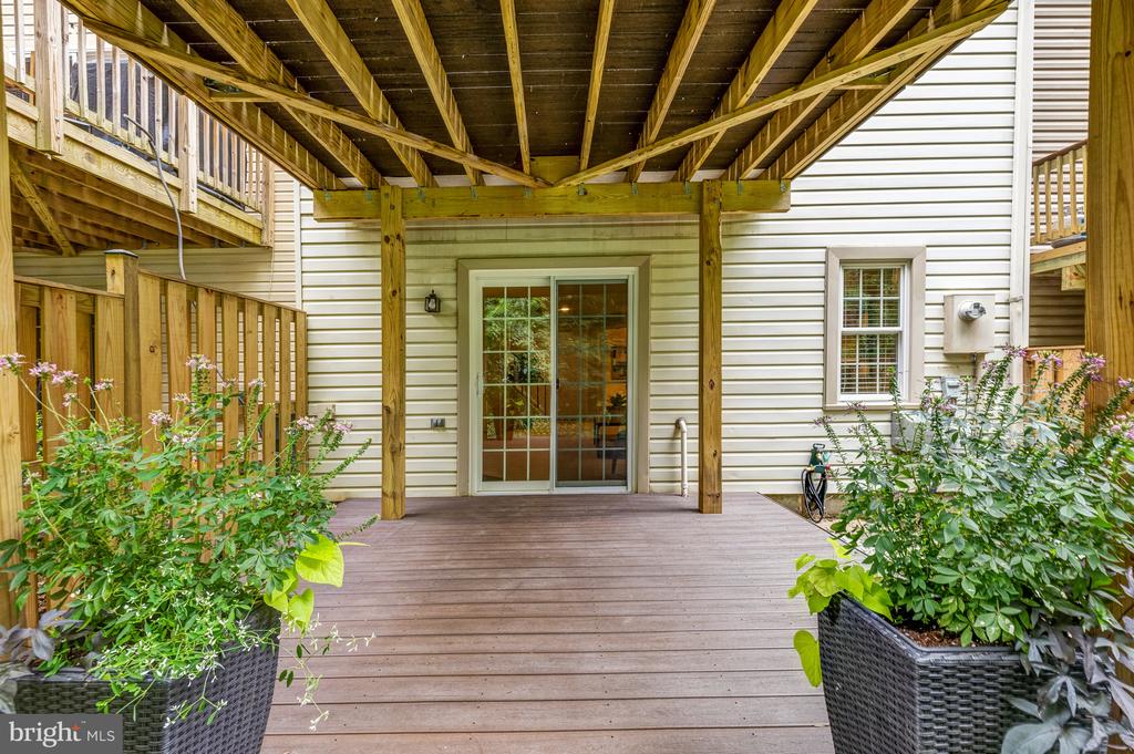 11964 SENTINEL POINT COURT