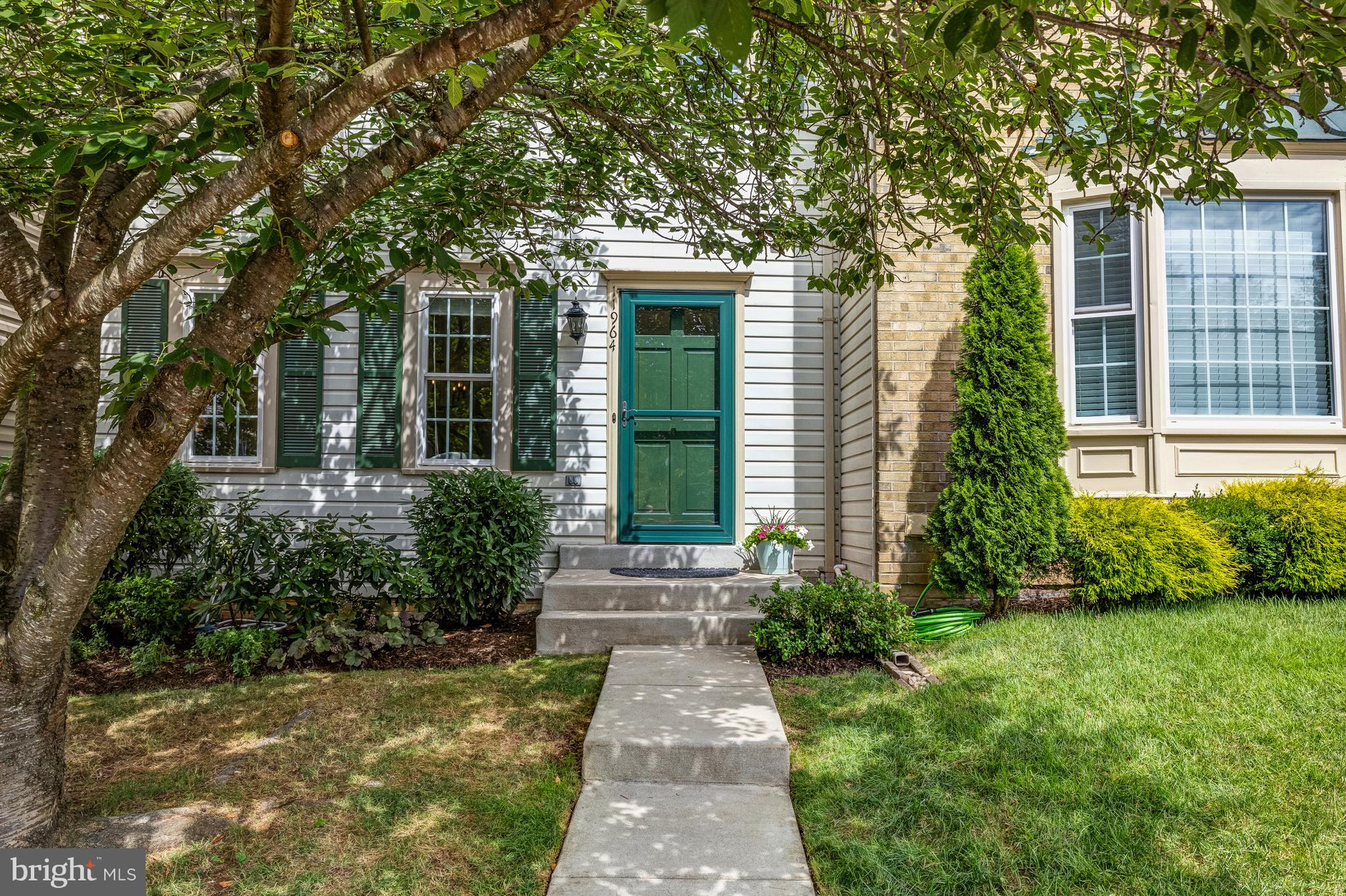11964 SENTINEL POINT COURT