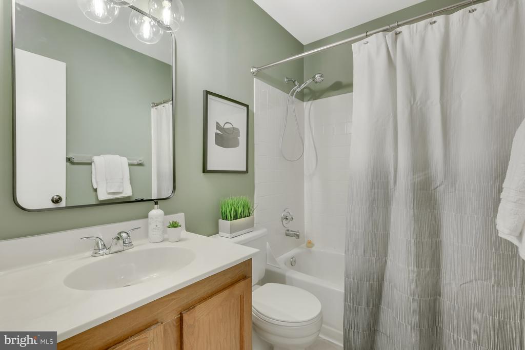 11964 SENTINEL POINT COURT