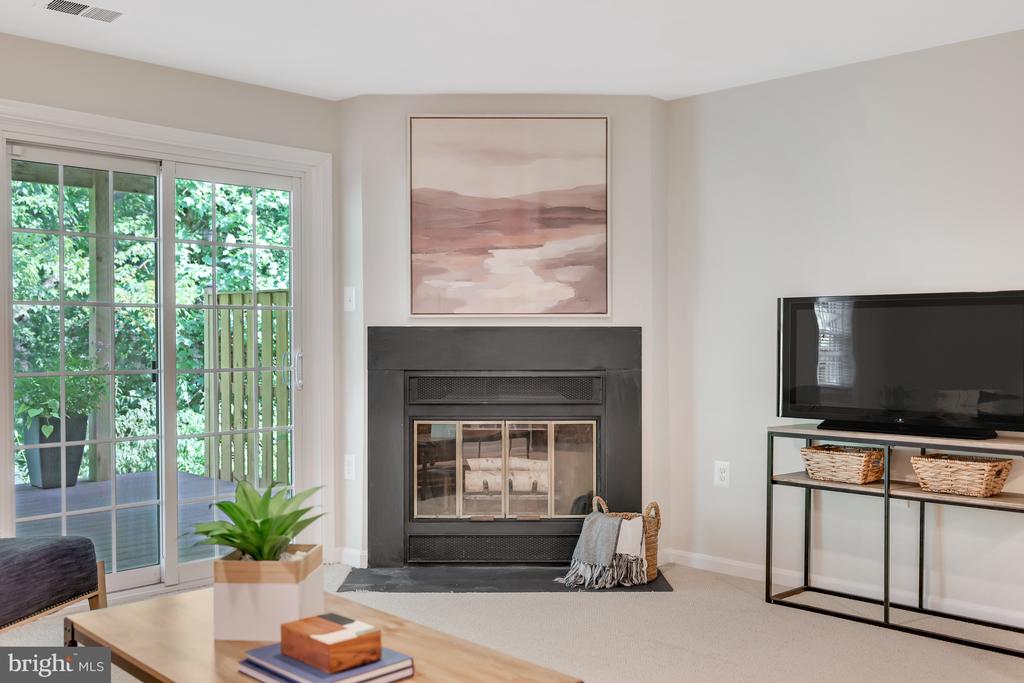 11964 SENTINEL POINT COURT