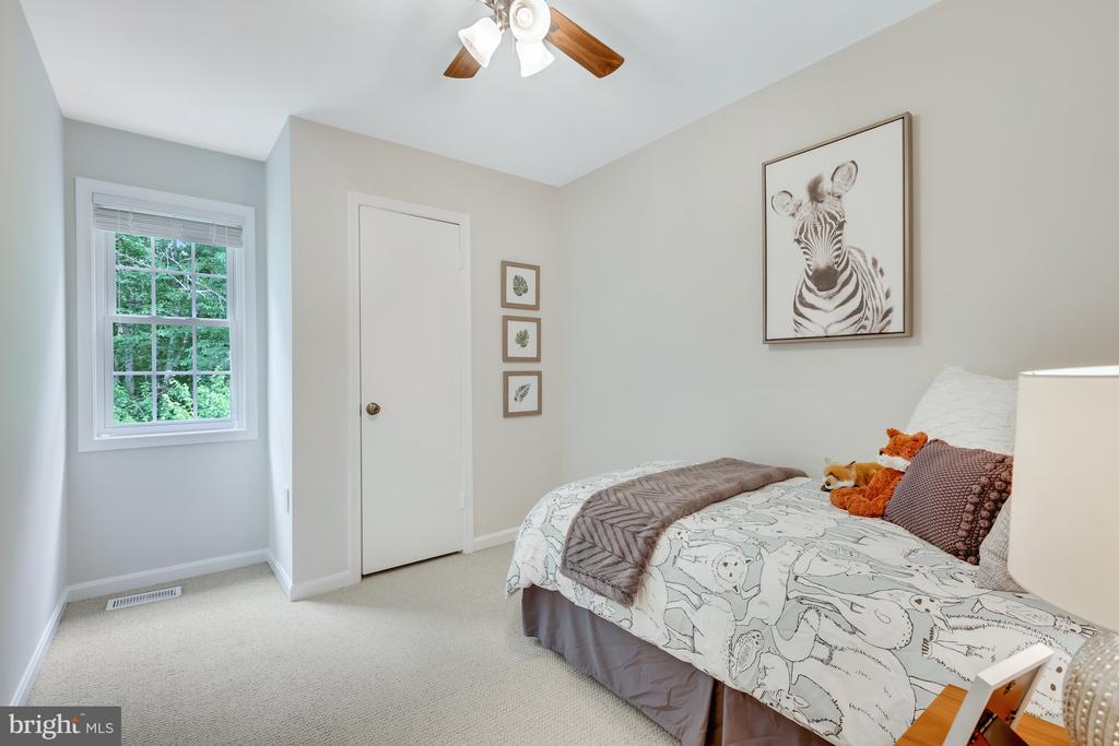 11964 SENTINEL POINT COURT