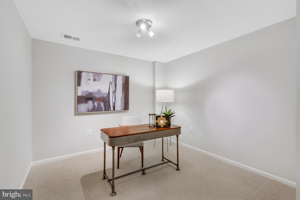 11964 SENTINEL POINT COURT