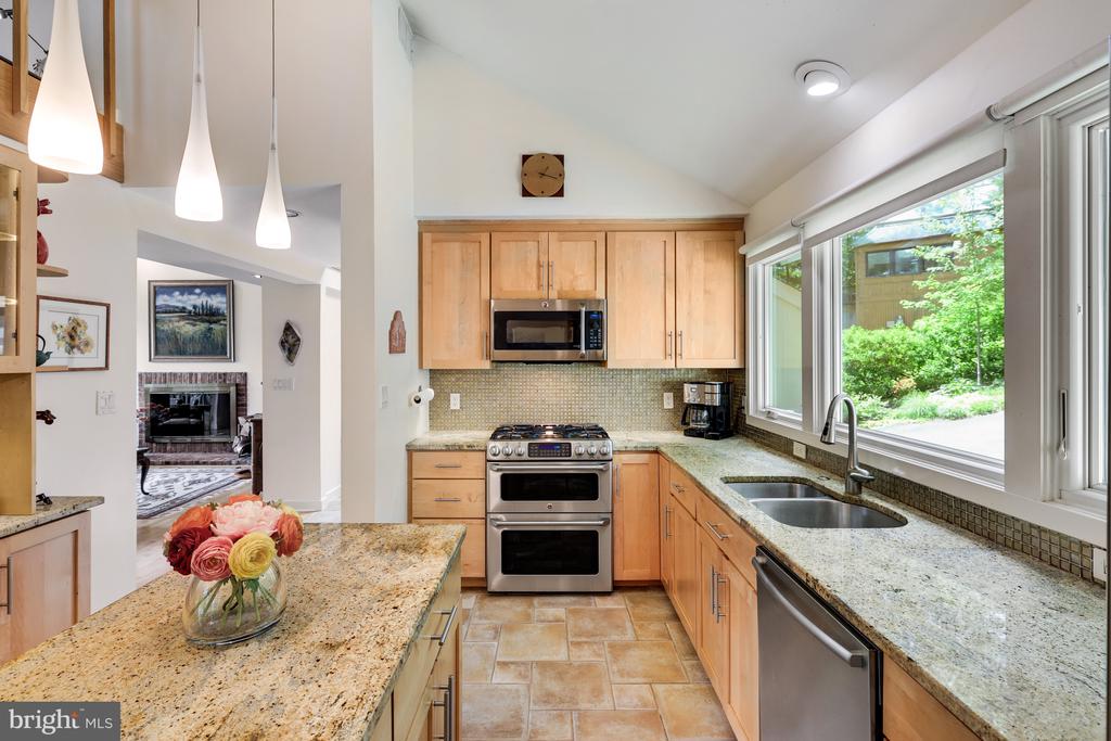 2146 OWLS COVE LANE