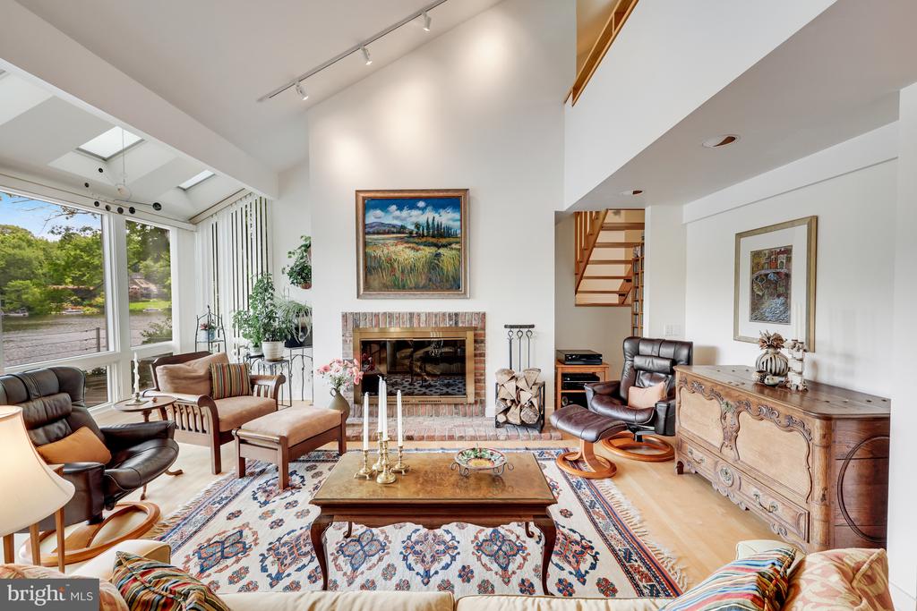 2146 OWLS COVE LANE