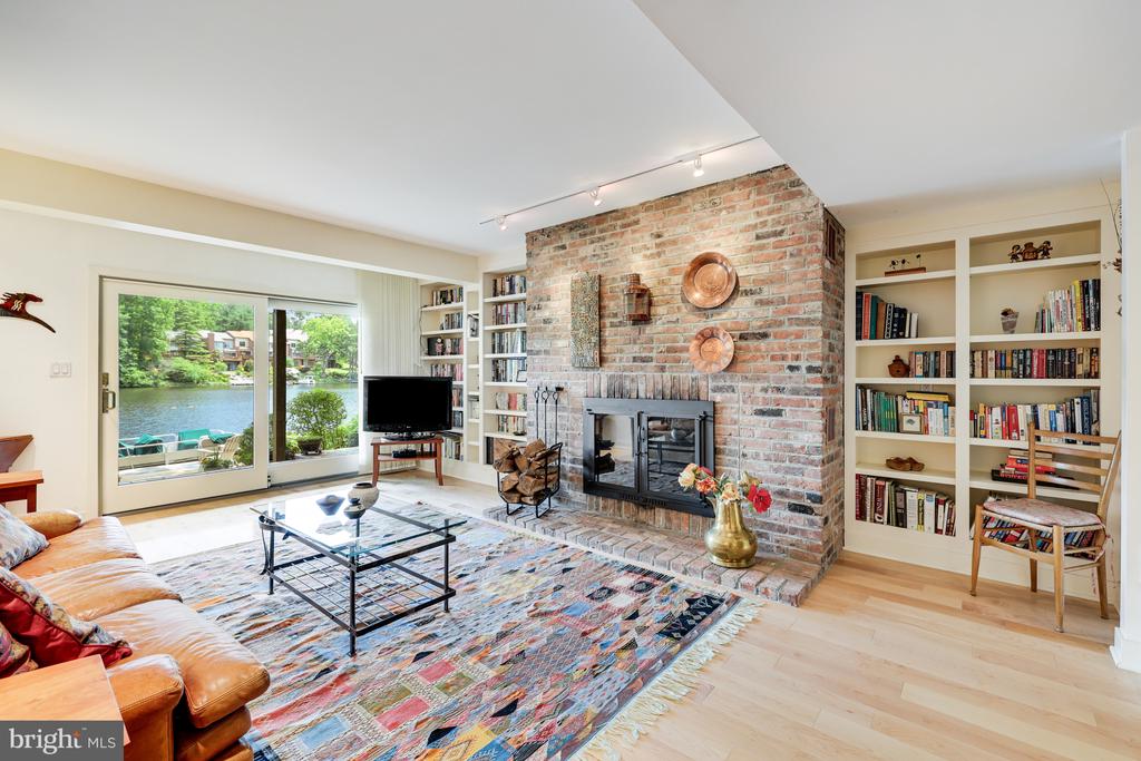 2146 OWLS COVE LANE
