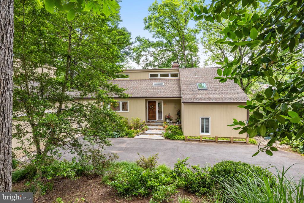 2146 OWLS COVE LANE