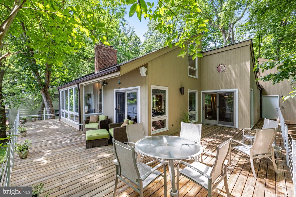 2146 OWLS COVE LANE