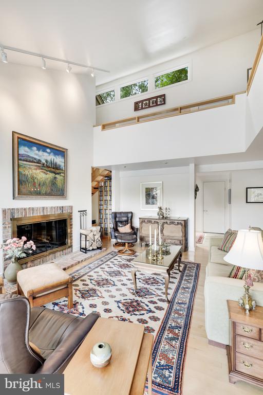 2146 OWLS COVE LANE
