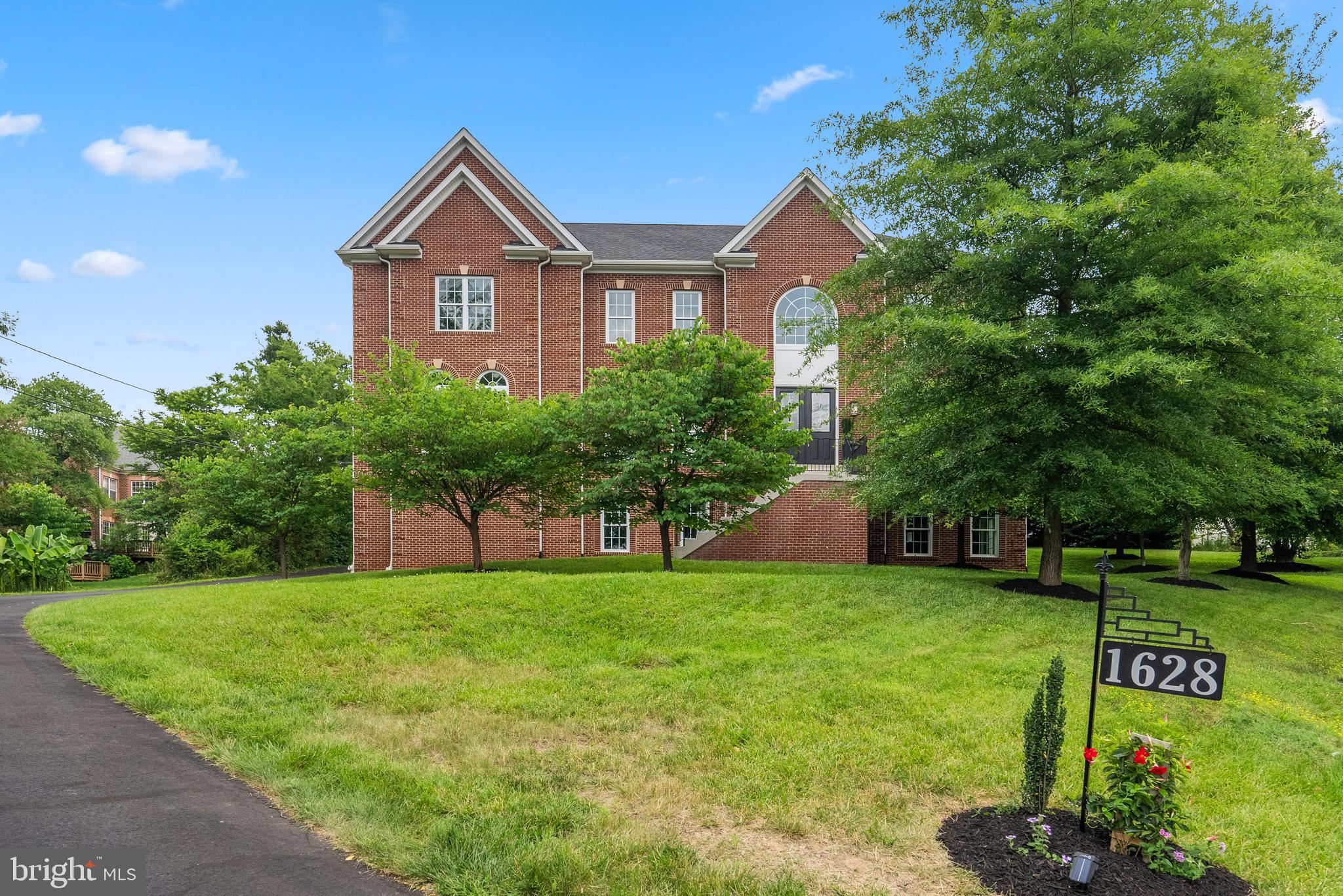 1628 KIRBY ROAD