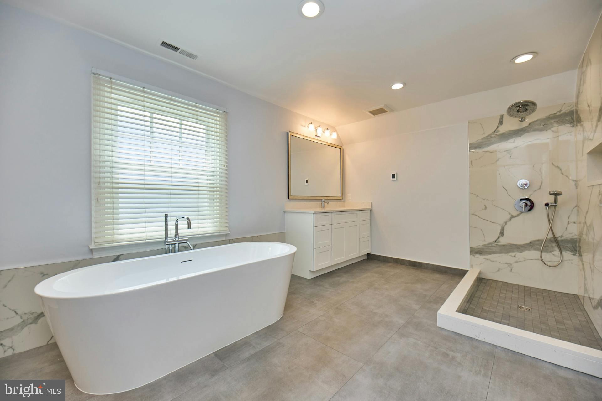 1505 CHAIN BRIDGE COURT