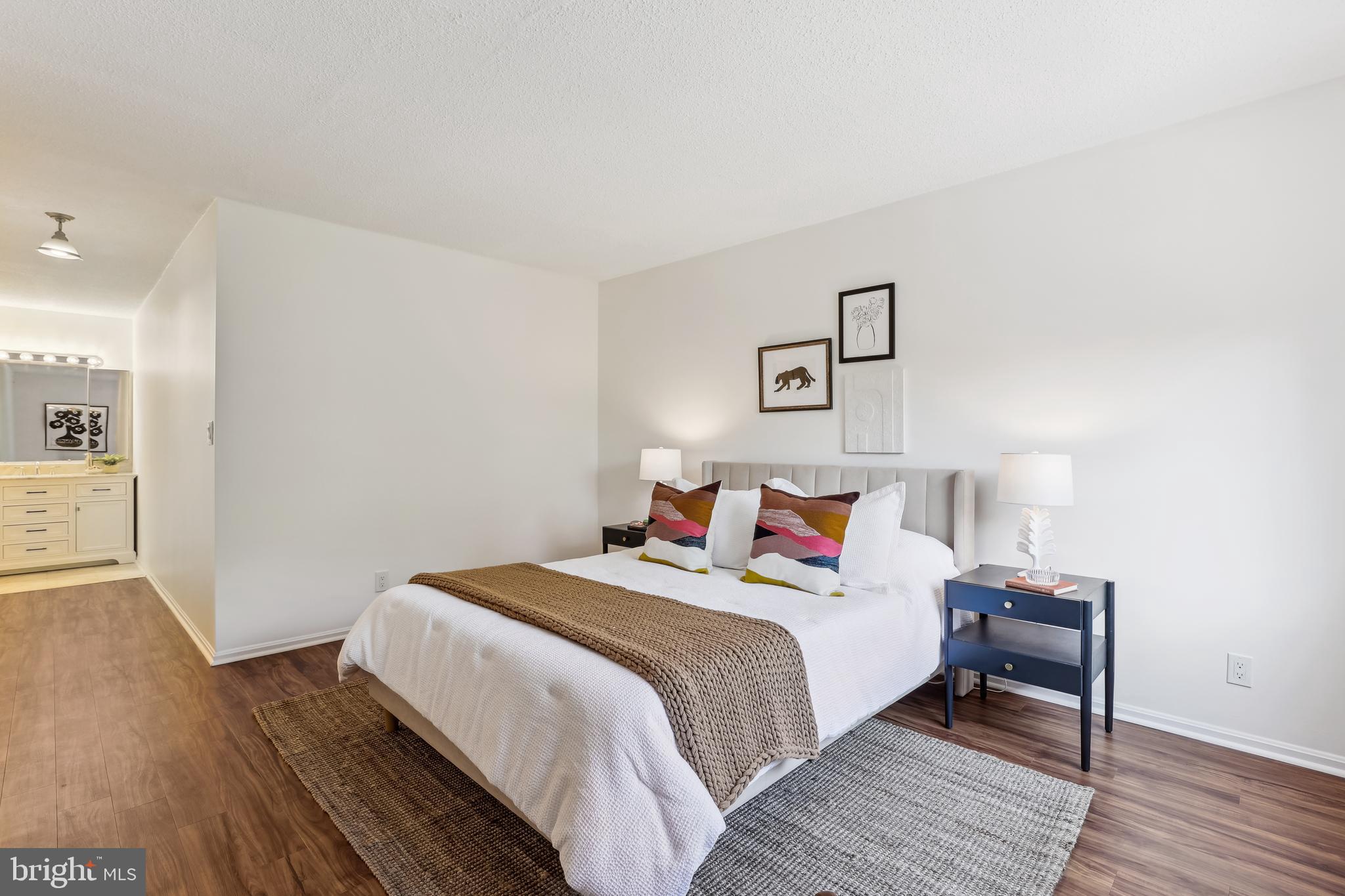 5903 MOUNT EAGLE DRIVE 206