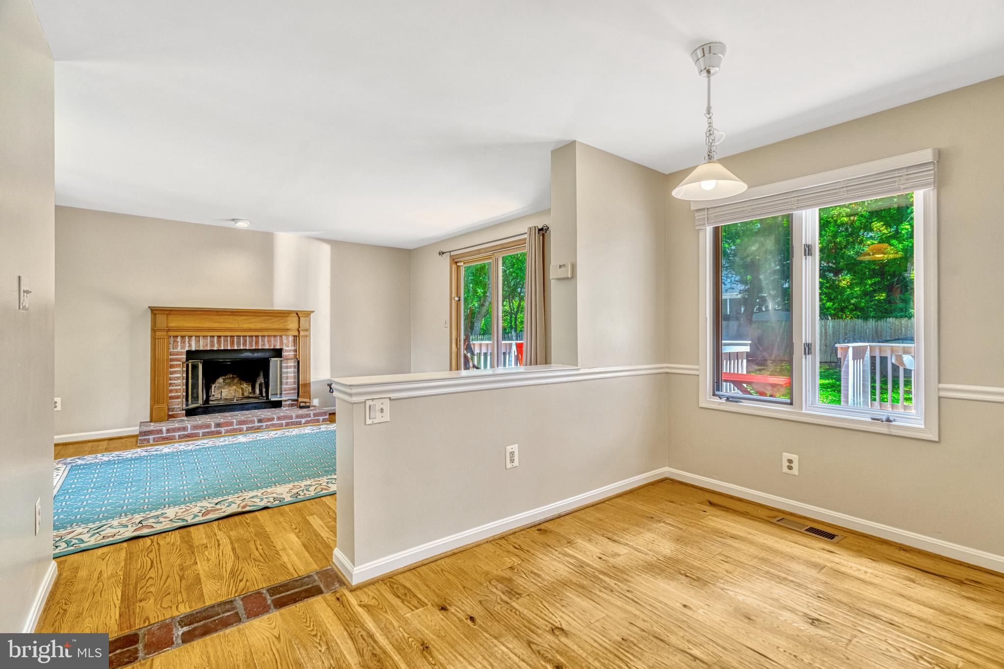 1407 CEDAR AVENUE
