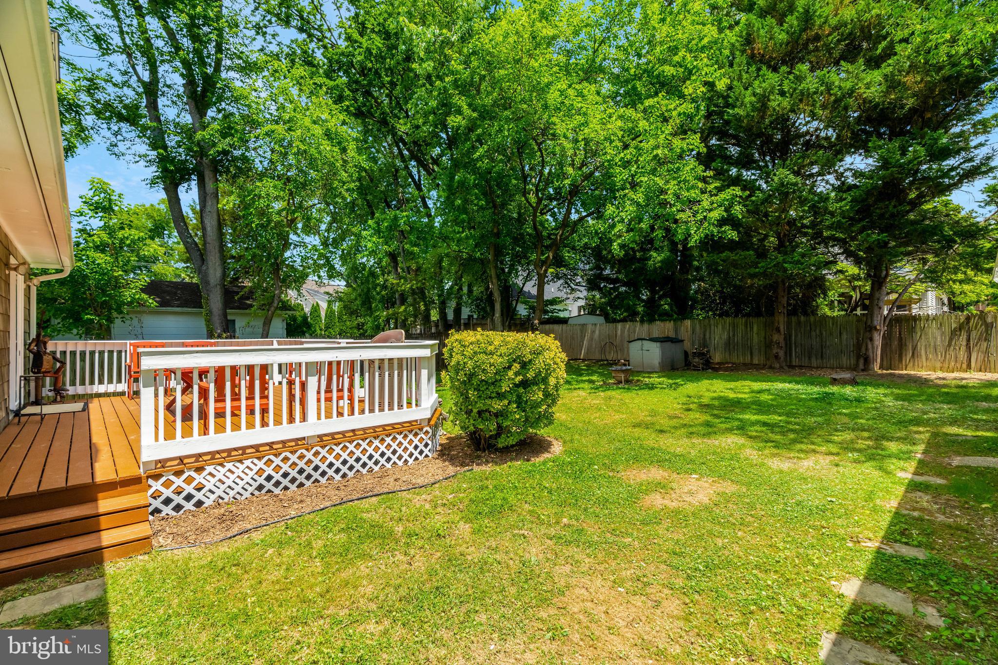 1407 CEDAR AVENUE