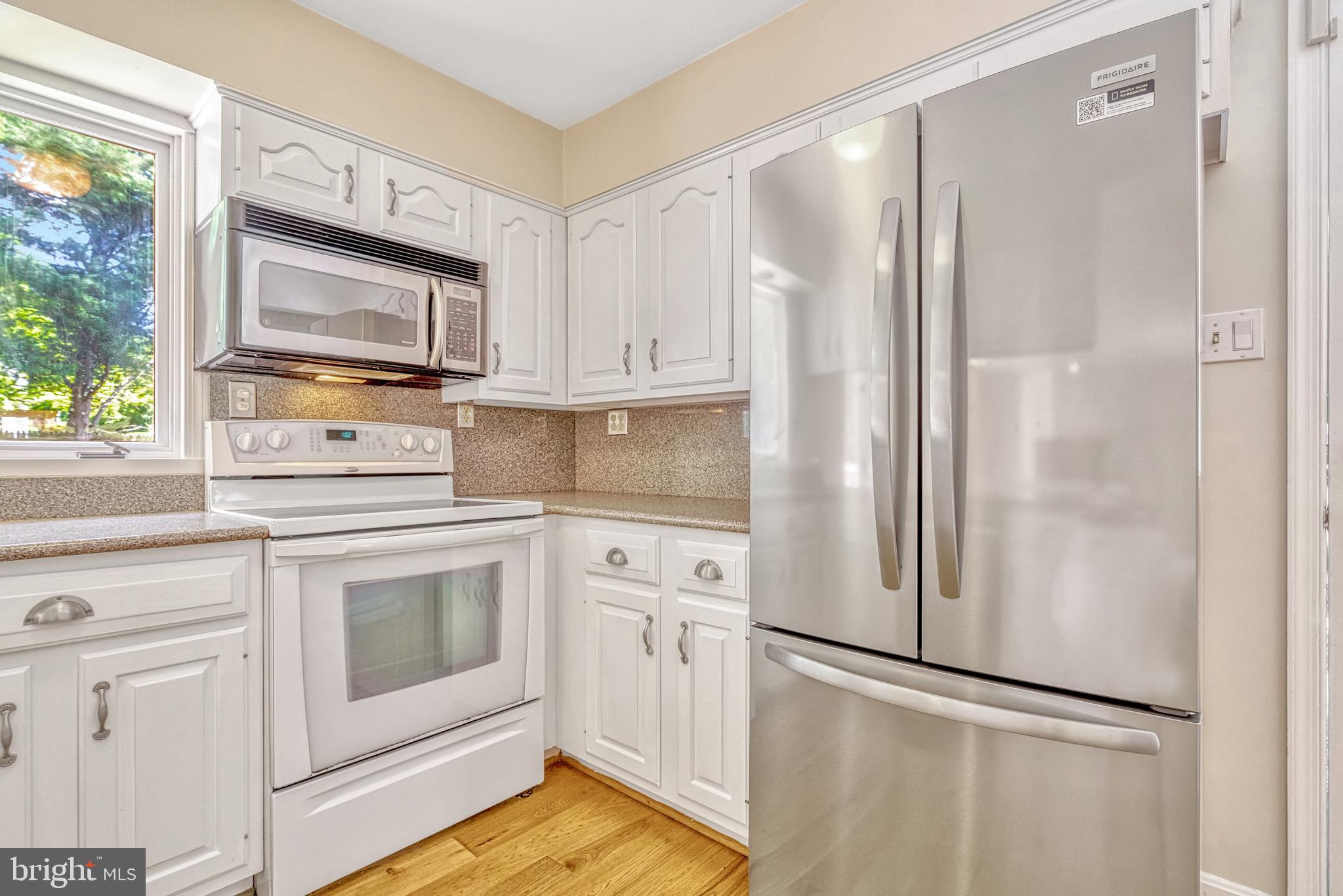 1407 CEDAR AVENUE