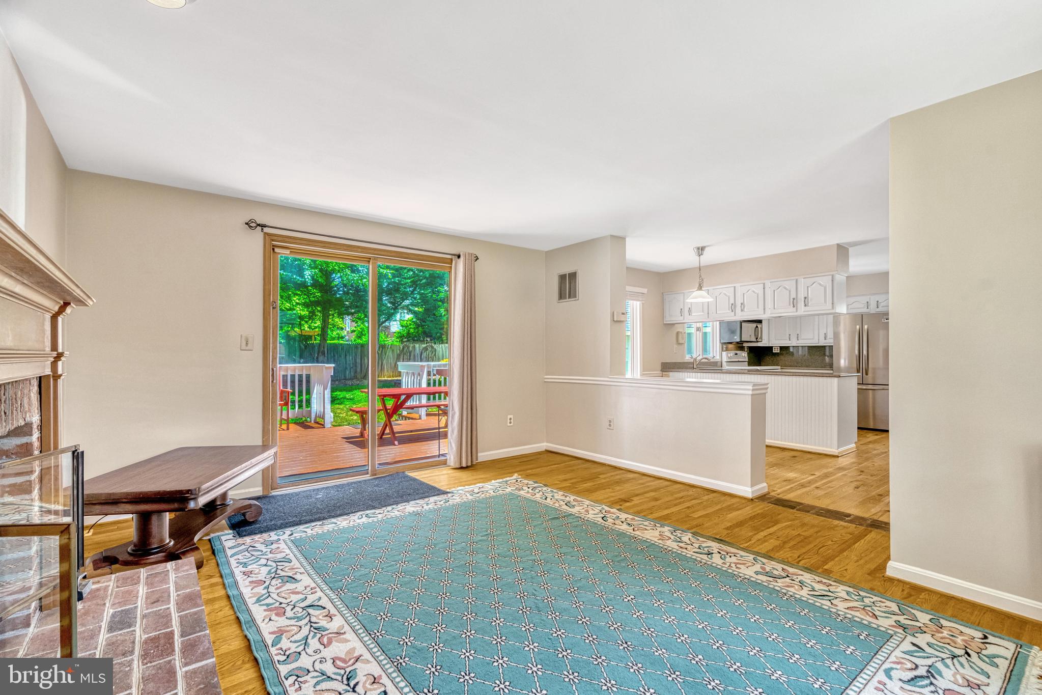 1407 CEDAR AVENUE
