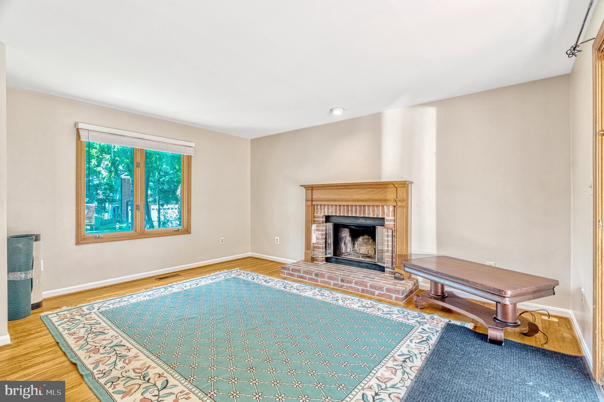 1407 CEDAR AVENUE