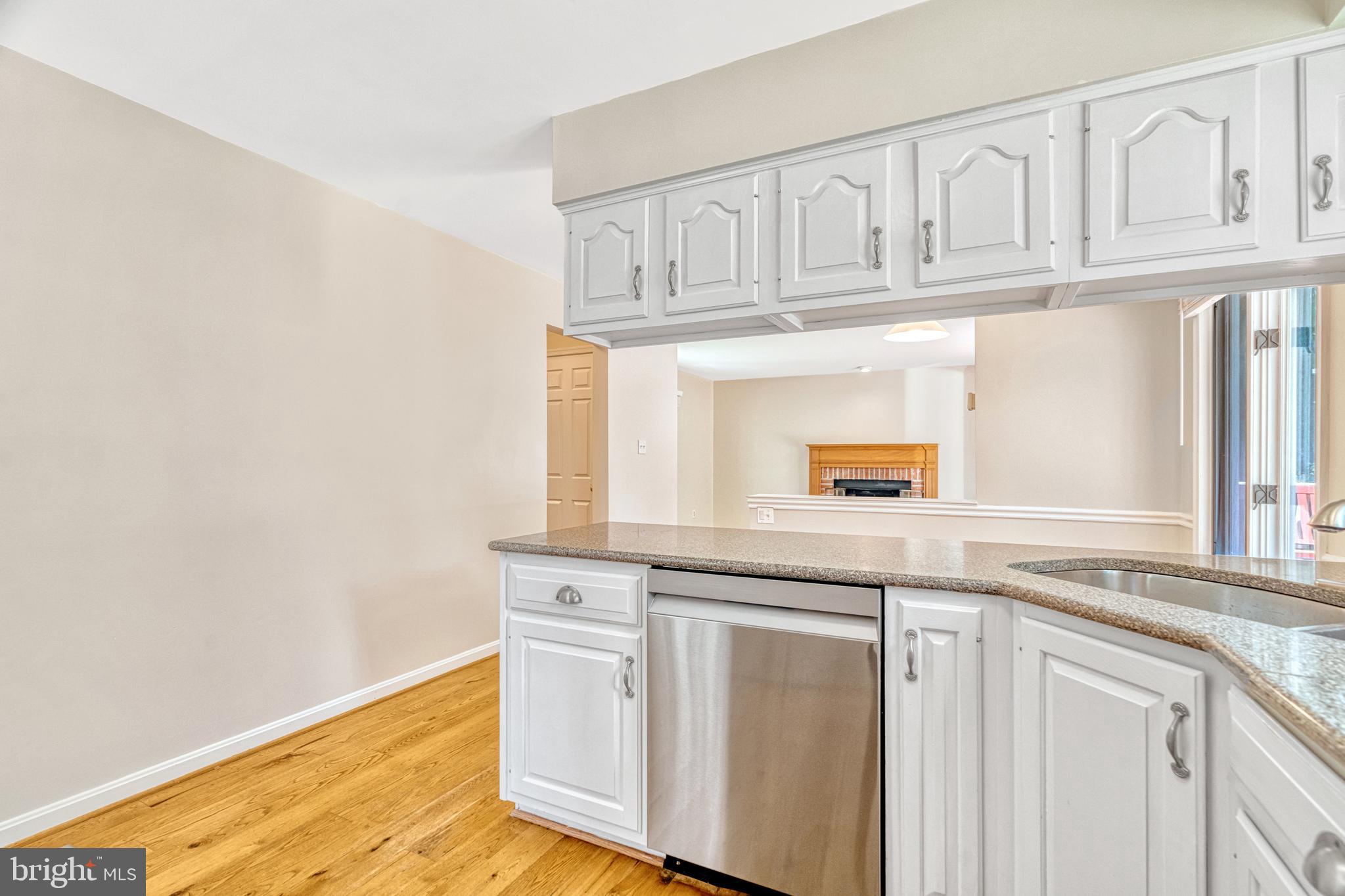 1407 CEDAR AVENUE