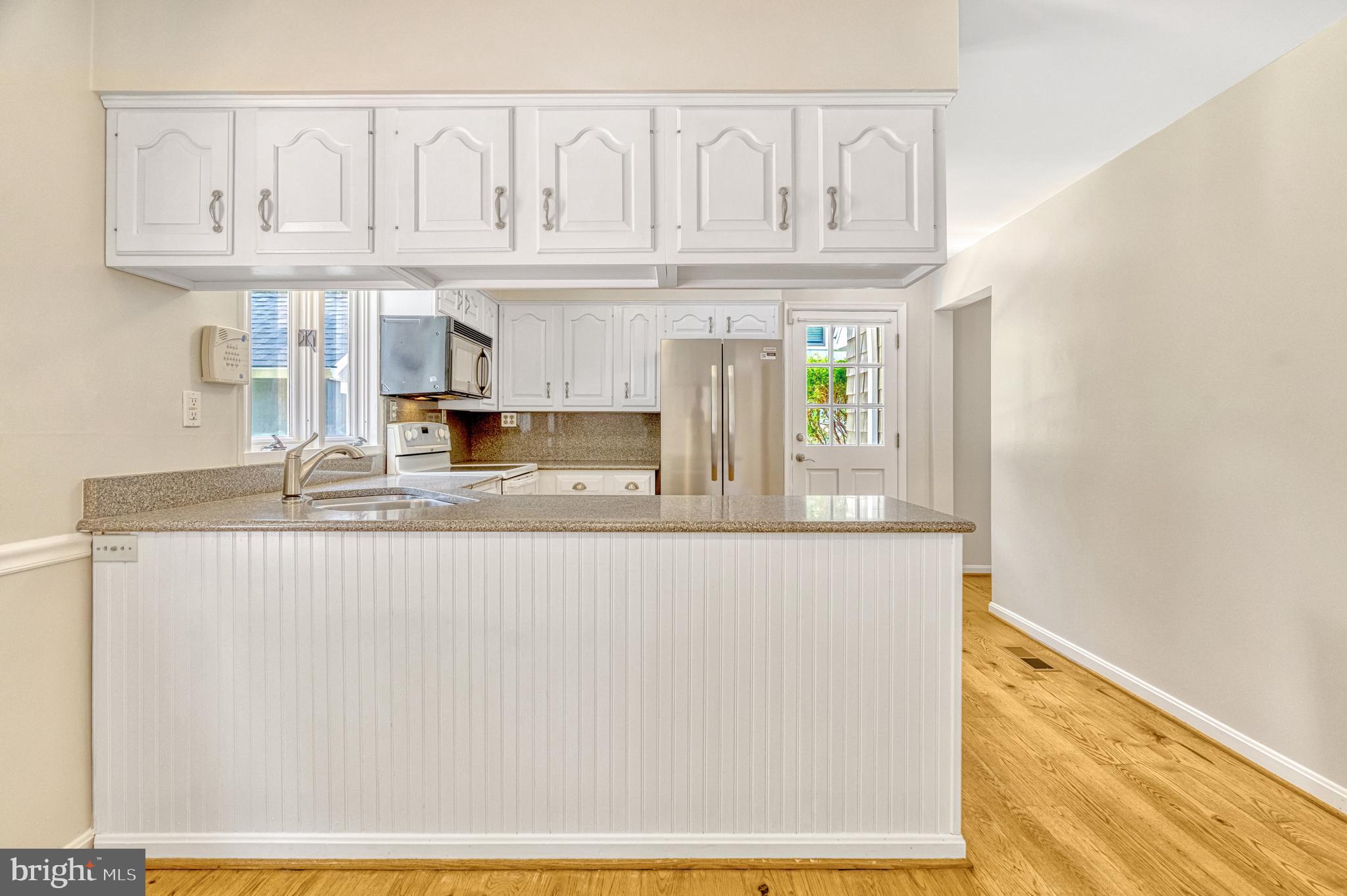 1407 CEDAR AVENUE