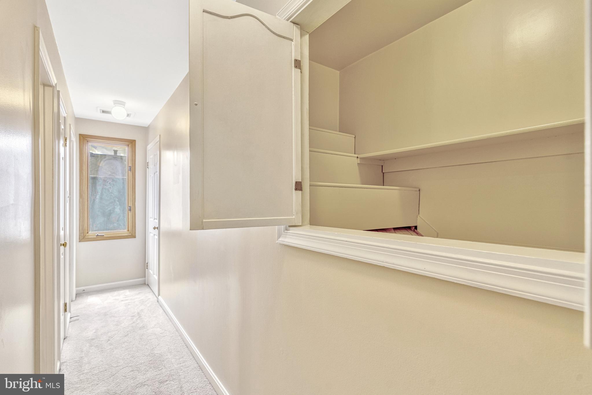 1407 CEDAR AVENUE