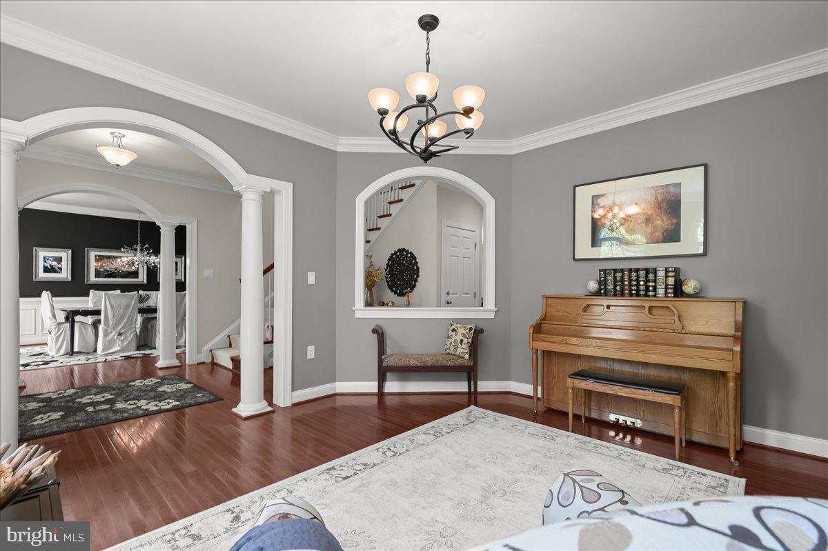 3127 WOODLAND LANE