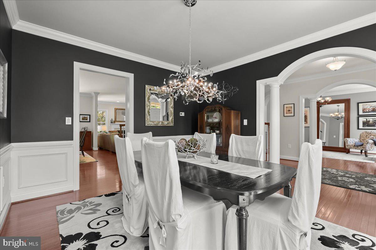 3127 WOODLAND LANE