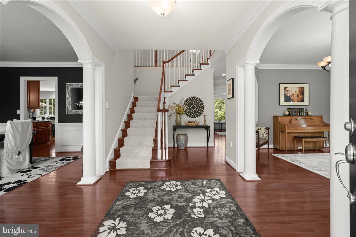 3127 WOODLAND LANE