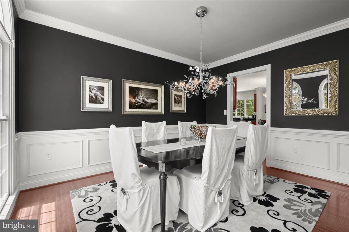 3127 WOODLAND LANE