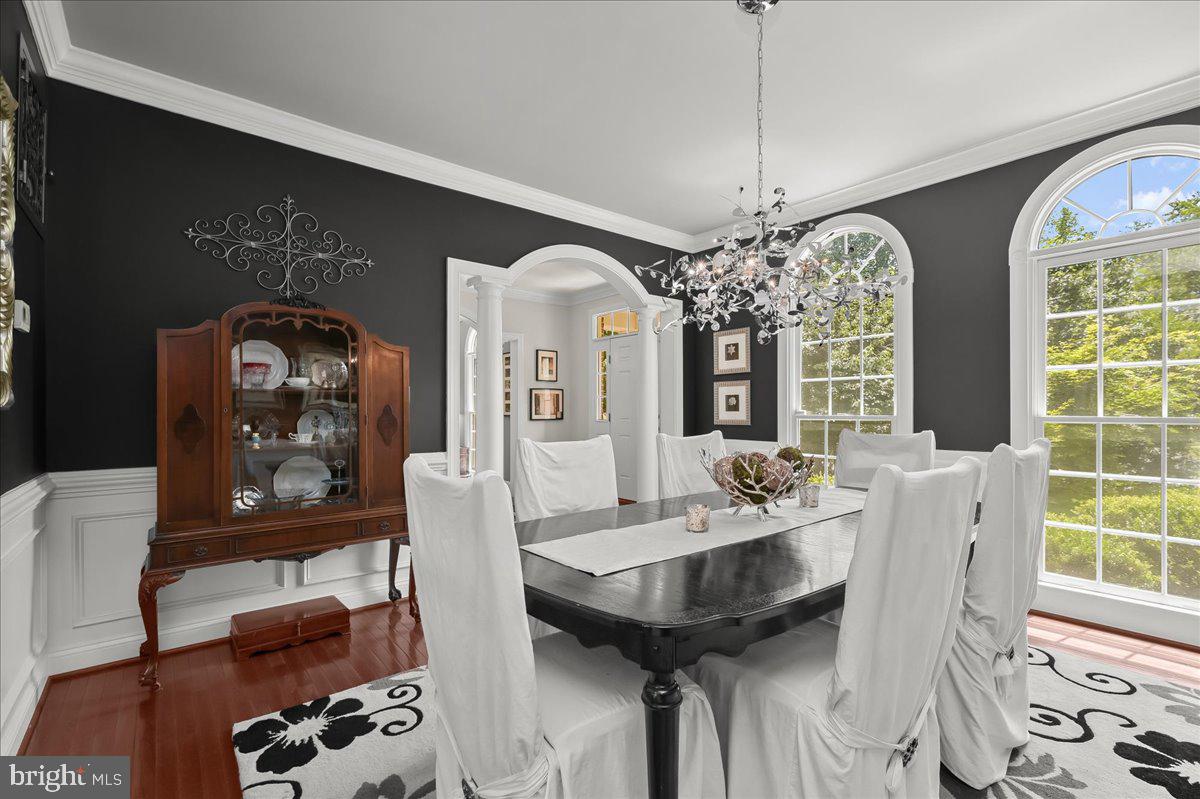 3127 WOODLAND LANE