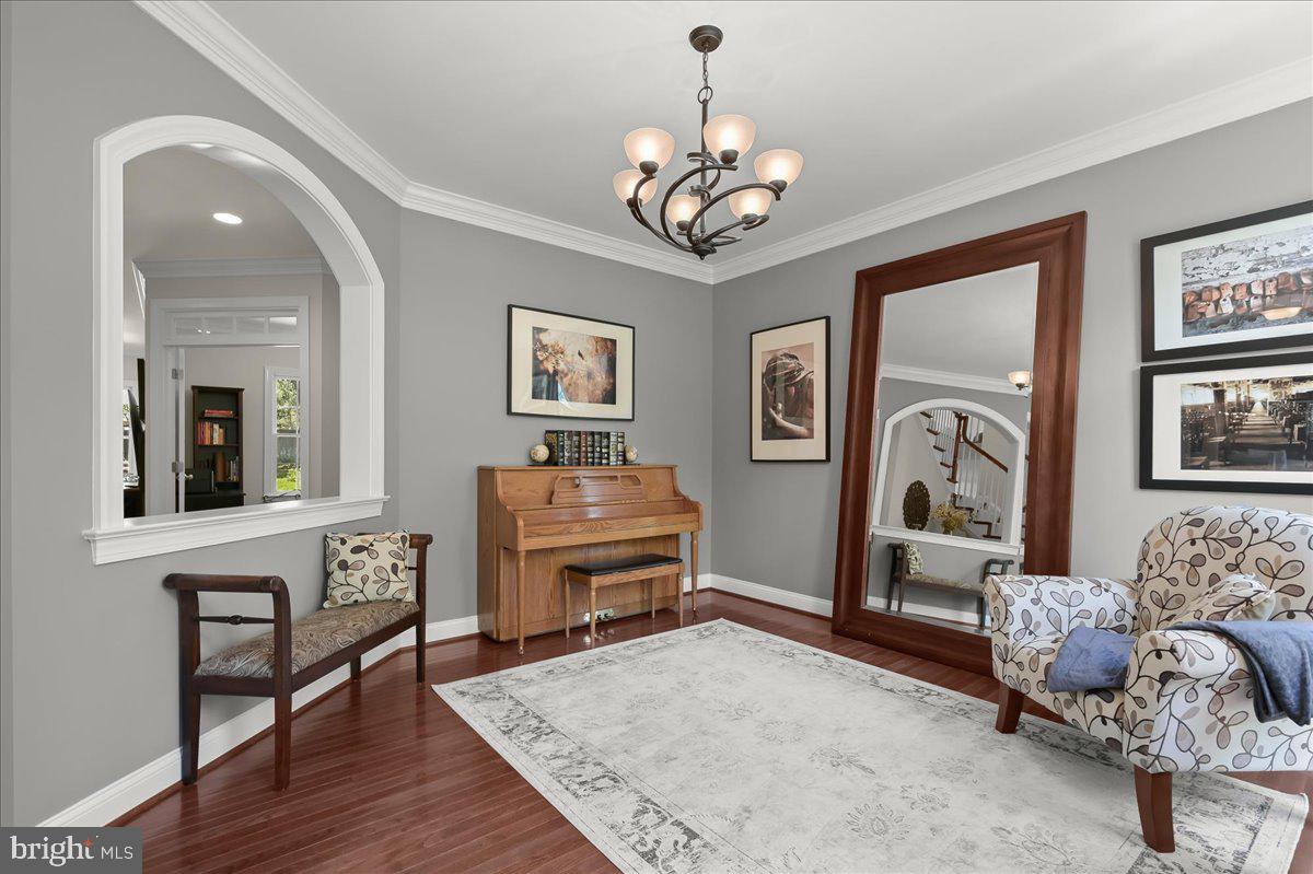3127 WOODLAND LANE