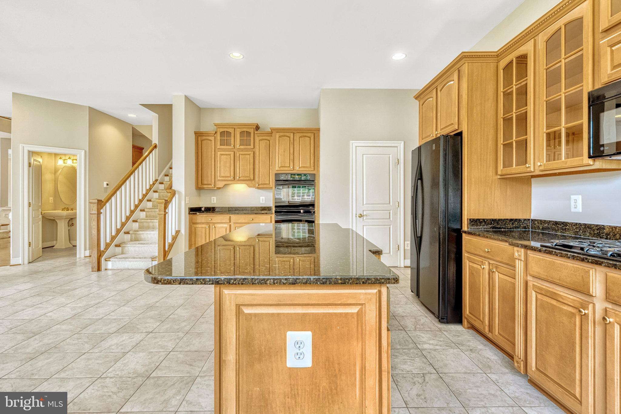 9076 EMMA ANN WAY