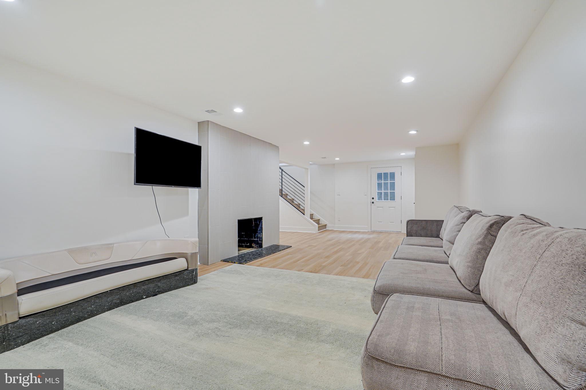 3515 BLAIR ROAD