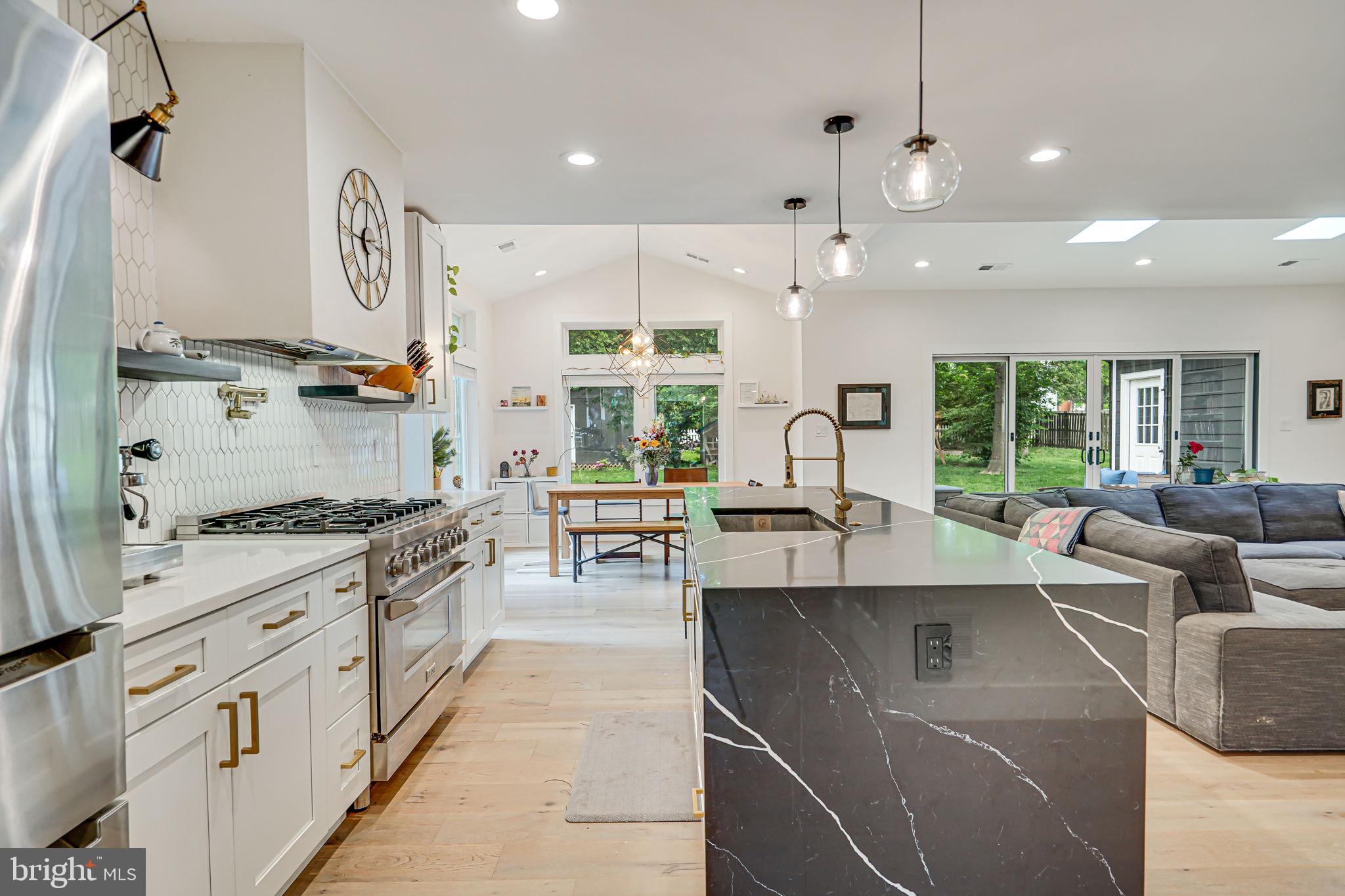 3515 BLAIR ROAD