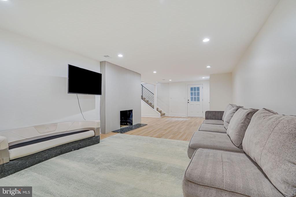 3515 BLAIR ROAD