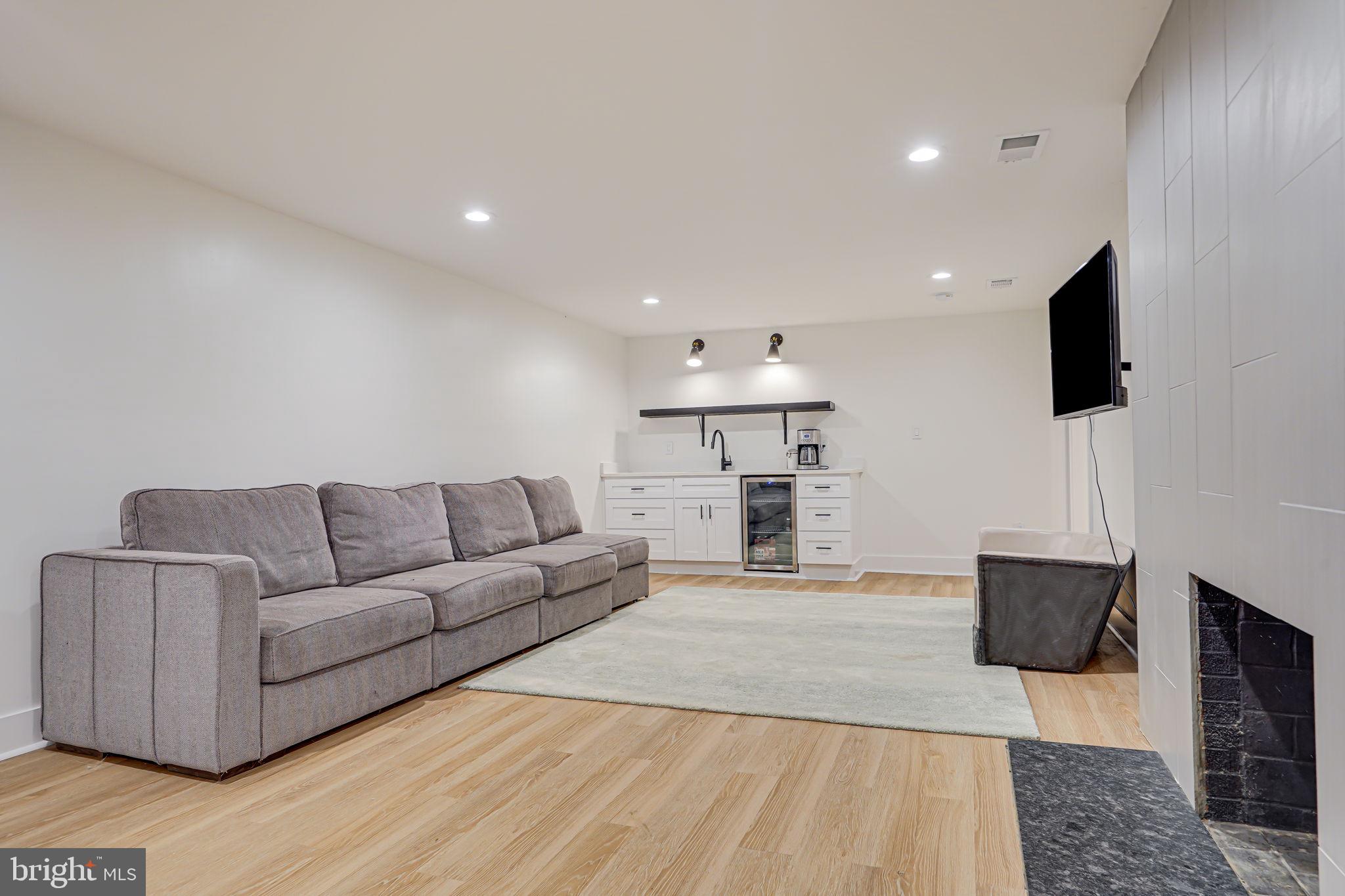 3515 BLAIR ROAD