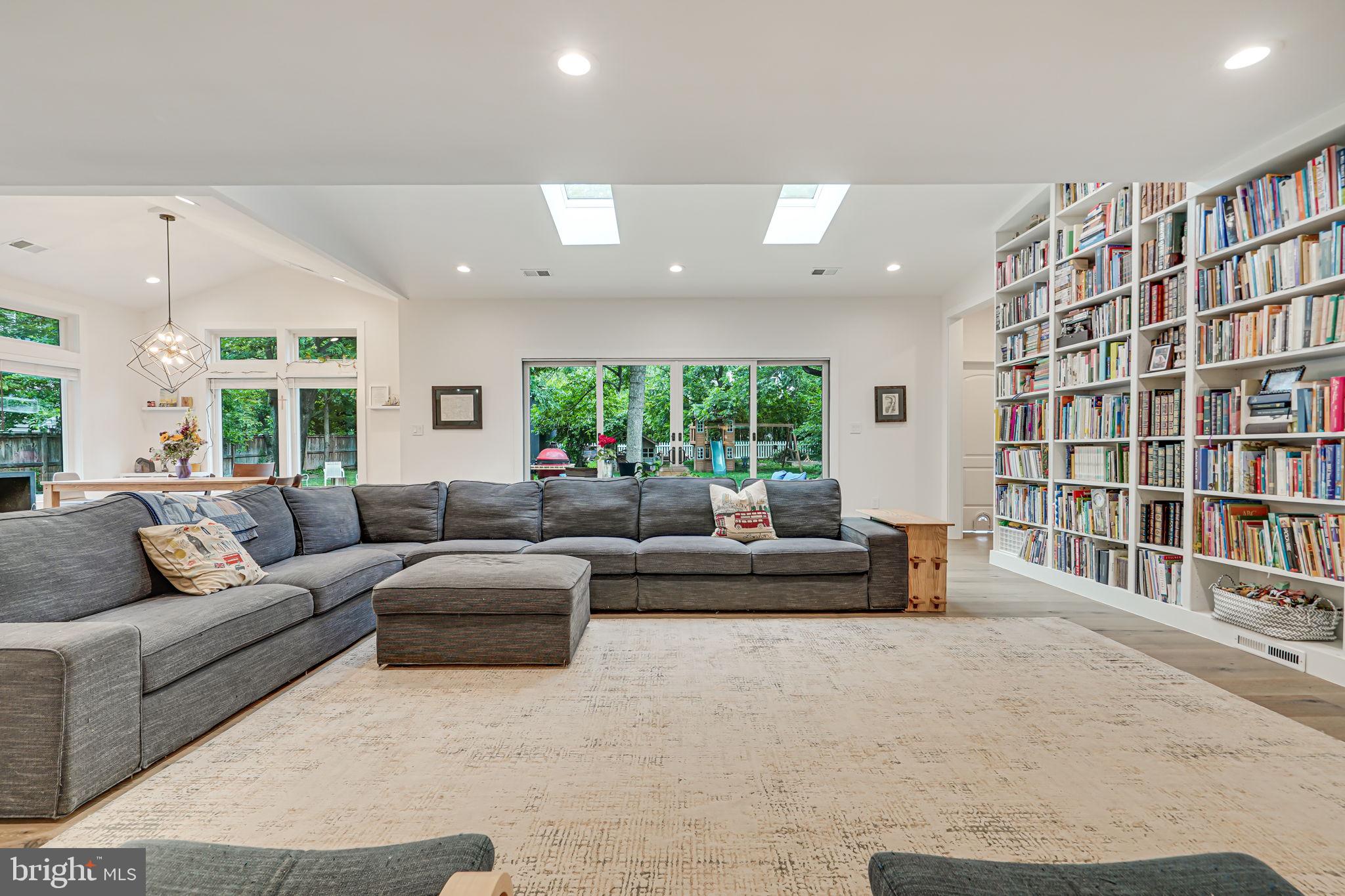 3515 BLAIR ROAD