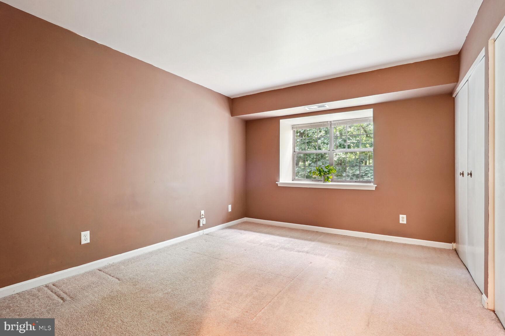 5916 COVE LANDING ROAD 302