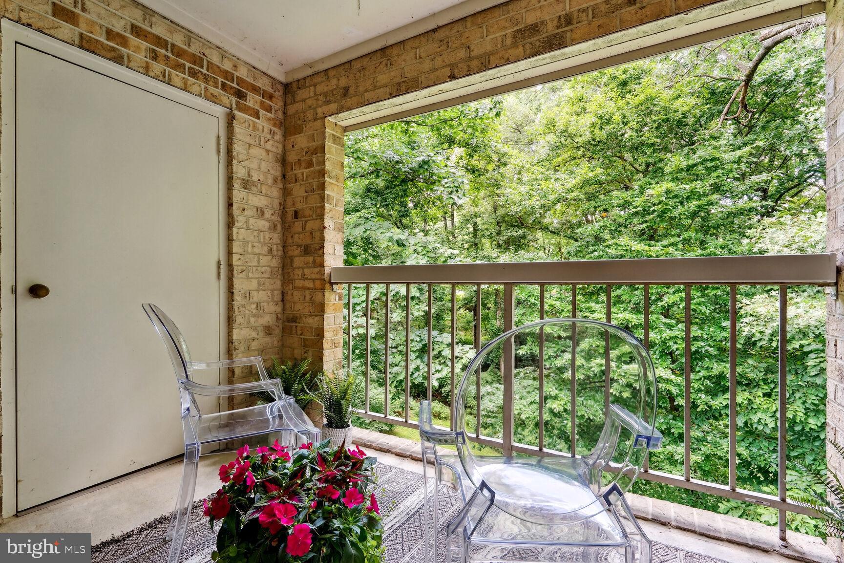5916 COVE LANDING ROAD 302