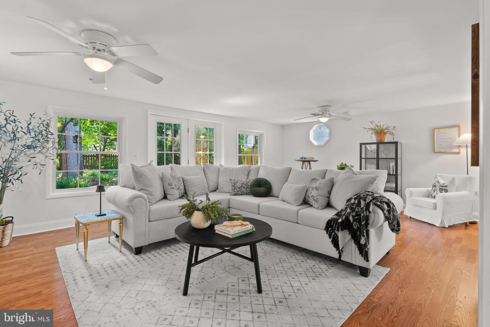 8609 CUSHMAN PLACE