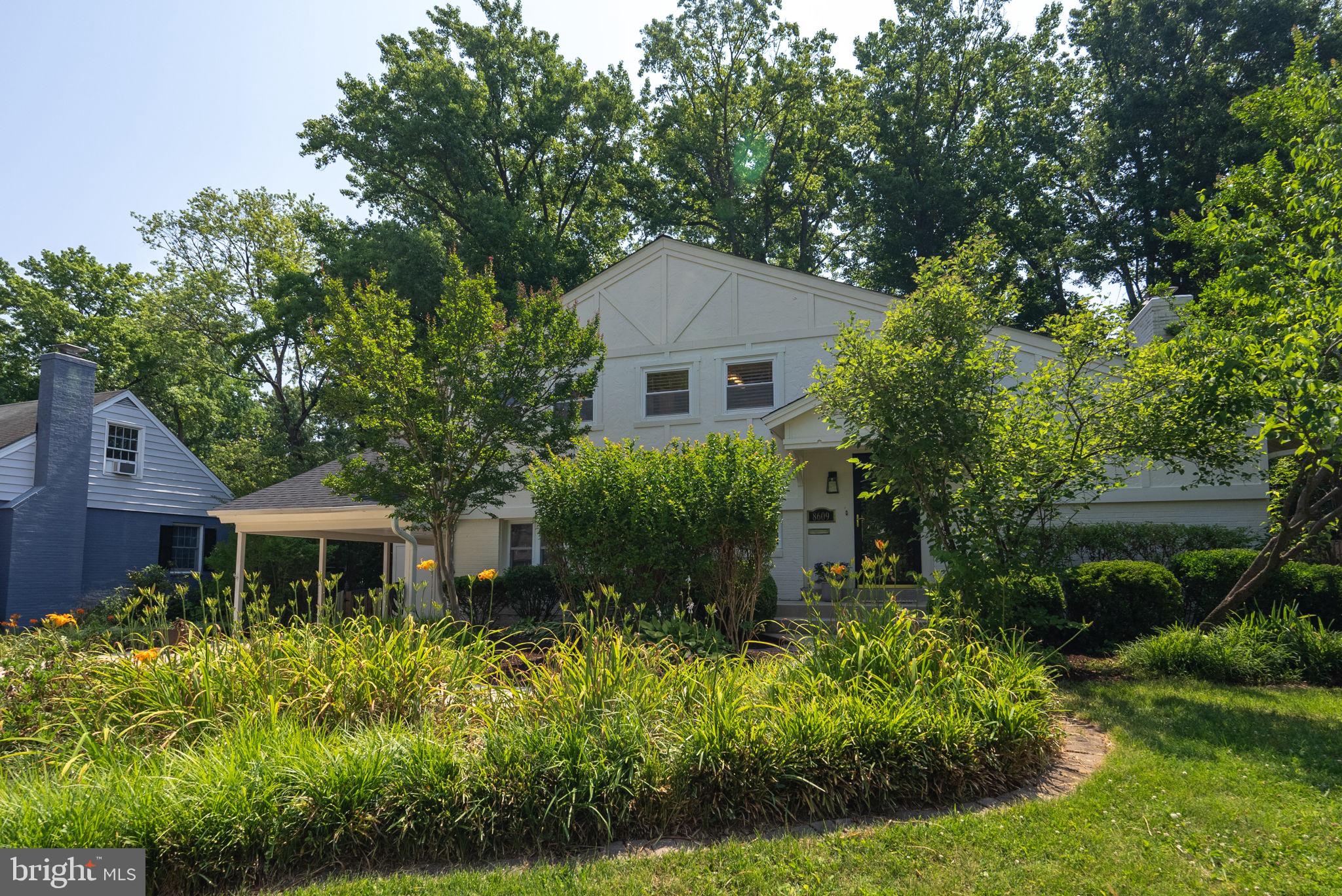 8609 CUSHMAN PLACE