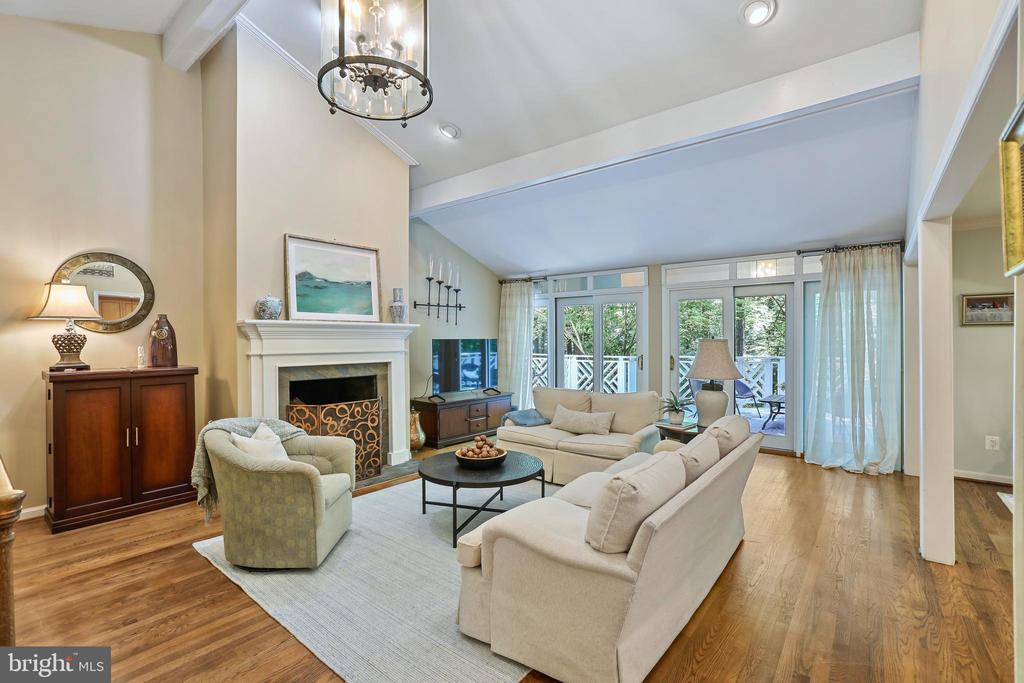 6215 SUDLEY CHURCH COURT