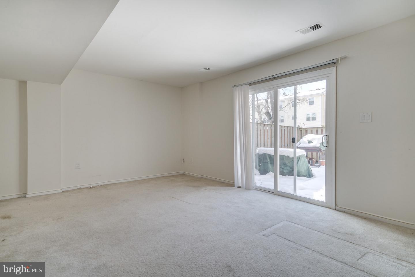 7706 TREVINO LN