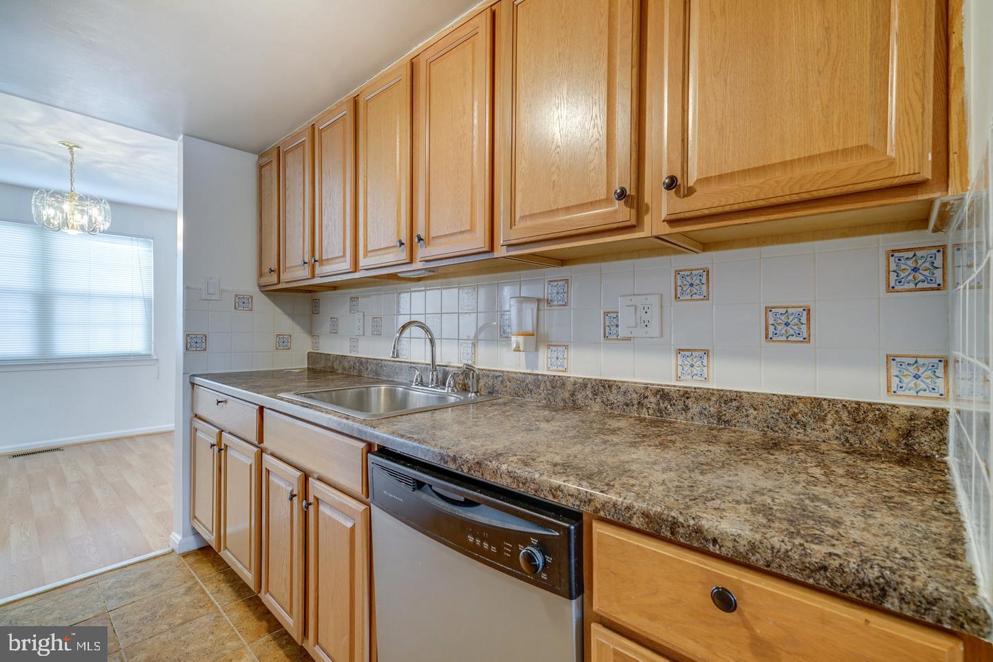 7706 TREVINO LN