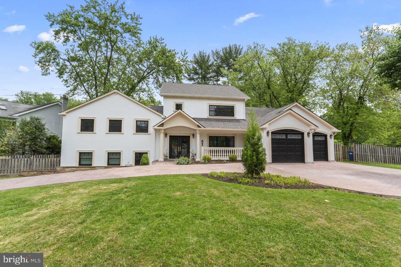 5844 BERMUDA COURT